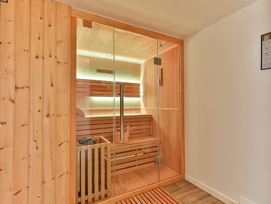 Maison Familiale La Belle Vie Jacuzzi/Sauna Saint Gilles Croix de vie Exterior foto